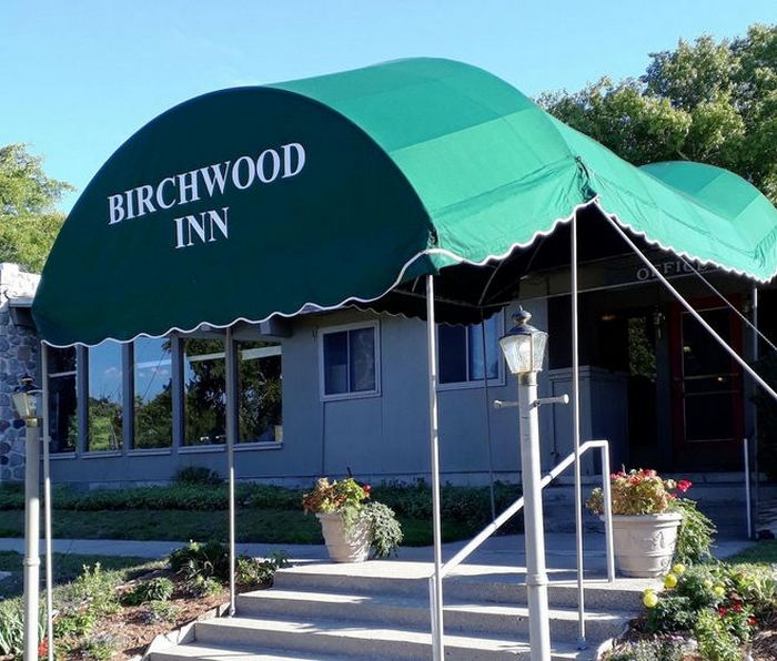 Birchwood Inn (Birchwood Farm Lodge) - From Web Listing (newer photo)